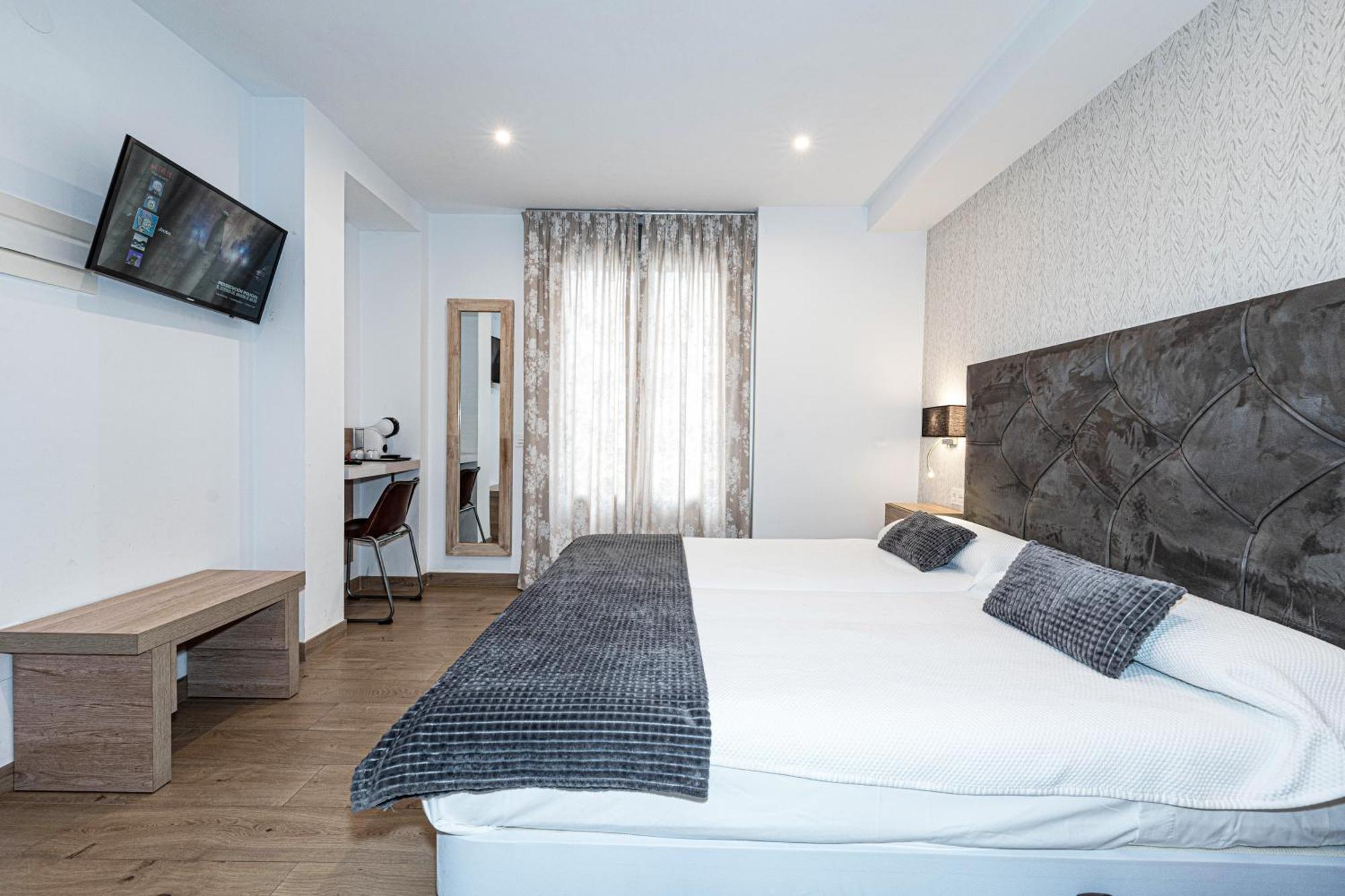 Hostal Boutique Aurora Нерха Экстерьер фото