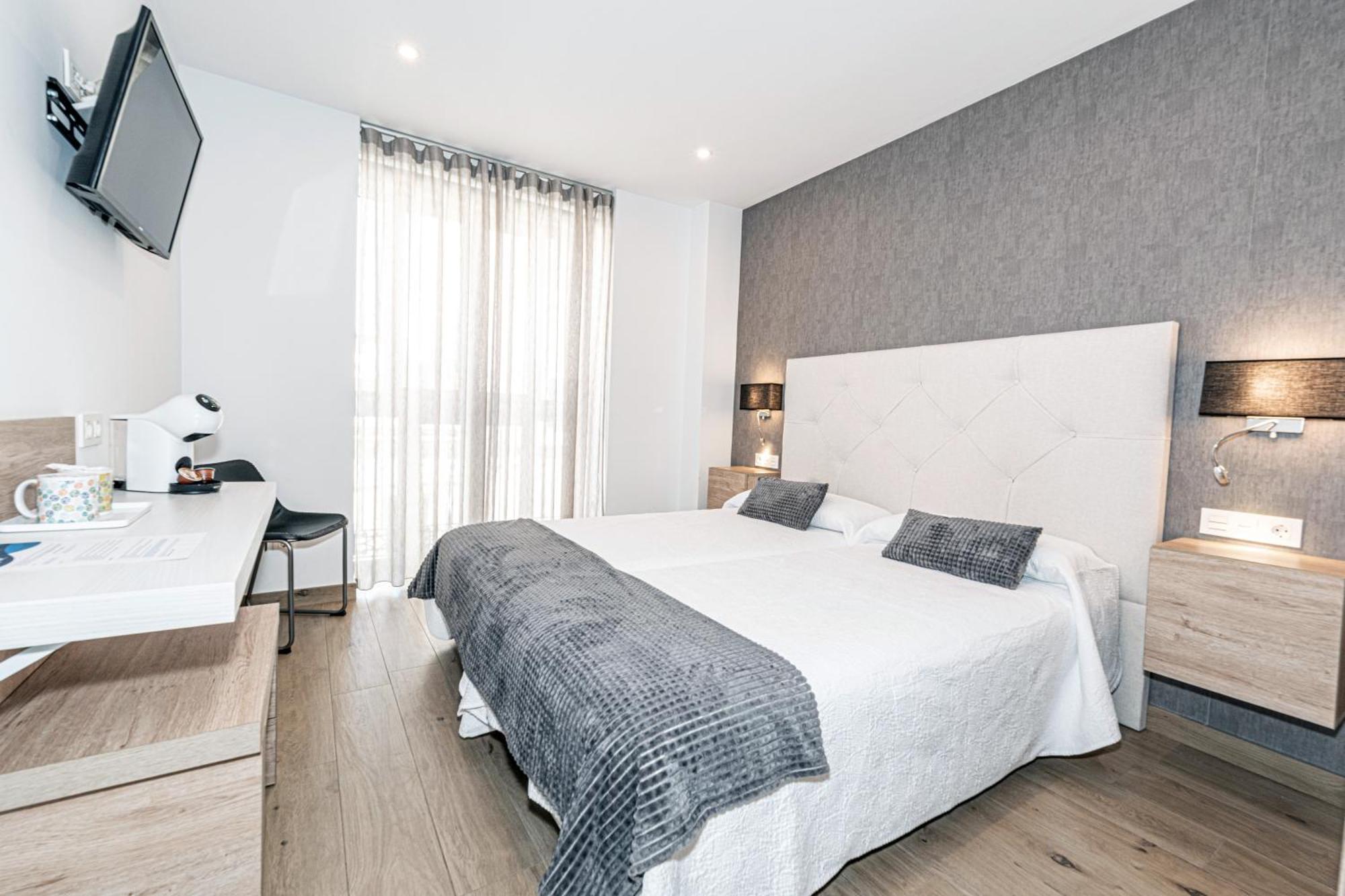 Hostal Boutique Aurora Нерха Экстерьер фото